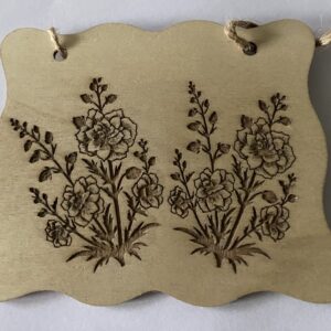 A plaque with two flours on it